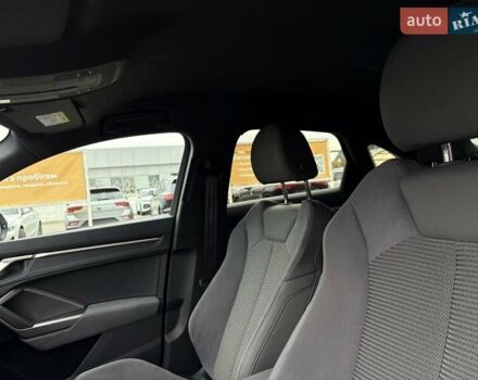 Сірий Ауді Ку3, об'ємом двигуна 1.5 л та пробігом 9 тис. км за 39800 $, фото 11 на Automoto.ua