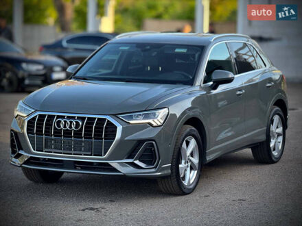 Ауди Ку3 2019 в Днепре (Днепропетровске) на Automoto.ua Серый Ауди Ку3, объемом двигателя 1.98 л и пробегом 70 тыс. км за 24600 $, фото 1 на Automoto.ua