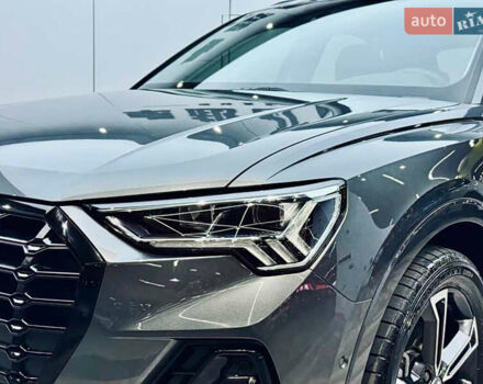 Сірий Ауді Ку3, об'ємом двигуна 0 л та пробігом 23 тис. км за 35000 $, фото 1 на Automoto.ua