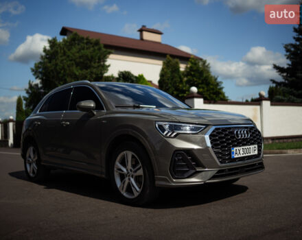 Серый Ауди Ку3, объемом двигателя 2 л и пробегом 75 тыс. км за 28000 $, фото 1 на Automoto.ua