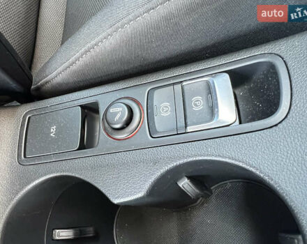 Синій Ауді Ку3, об'ємом двигуна 1.4 л та пробігом 157 тис. км за 13700 $, фото 16 на Automoto.ua