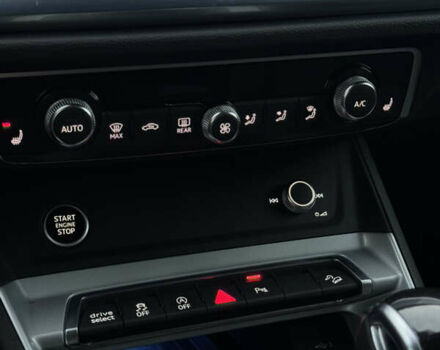 Синий Ауди Ку3, объемом двигателя 1.98 л и пробегом 155 тыс. км за 22999 $, фото 11 на Automoto.ua