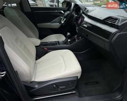 Синий Ауди Ку3, объемом двигателя 2 л и пробегом 82 тыс. км за 22900 $, фото 17 на Automoto.ua