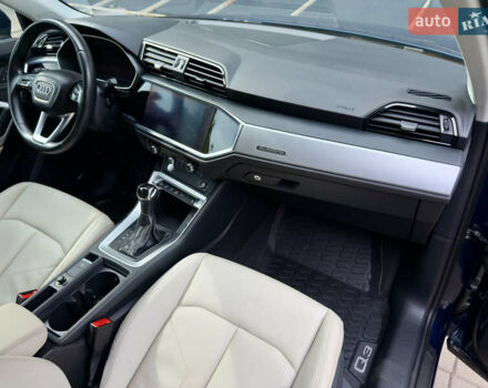 Синій Ауді Ку3, об'ємом двигуна 2 л та пробігом 119 тис. км за 24300 $, фото 28 на Automoto.ua