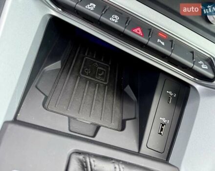 Синий Ауди Ку3, объемом двигателя 1.98 л и пробегом 40 тыс. км за 29350 $, фото 26 на Automoto.ua