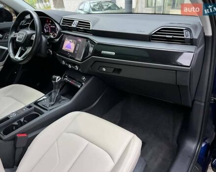 Синий Ауди Ку3, объемом двигателя 2 л и пробегом 82 тыс. км за 22900 $, фото 18 на Automoto.ua