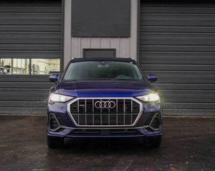 Синий Ауди Ку3, объемом двигателя 2 л и пробегом 14 тыс. км за 19900 $, фото 1 на Automoto.ua