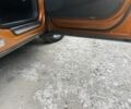 Оранжевый Ауди Ку3, объемом двигателя 2 л и пробегом 210 тыс. км за 12000 $, фото 5 на Automoto.ua
