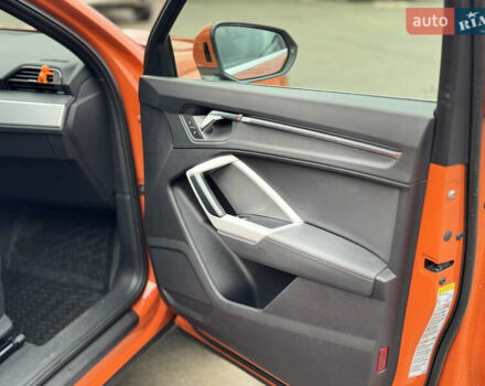 Оранжевый Ауди Ку3, объемом двигателя 1.98 л и пробегом 40 тыс. км за 26500 $, фото 6 на Automoto.ua