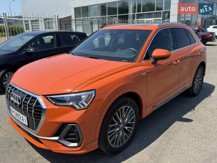 Помаранчевий Ауді Ку3, об'ємом двигуна 2 л та пробігом 34 тис. км за 27500 $, фото 1 на Automoto.ua