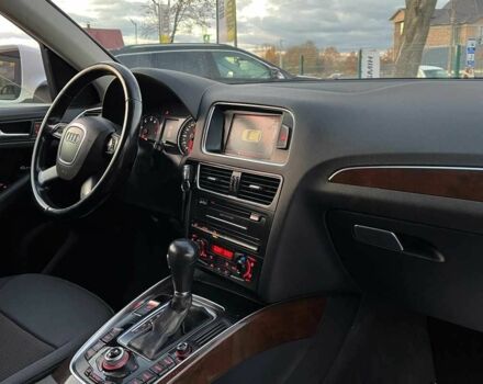 Білий Ауді Ку 5, об'ємом двигуна 2 л та пробігом 254 тис. км за 11200 $, фото 14 на Automoto.ua