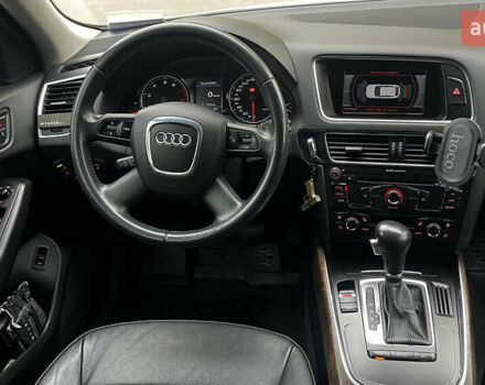 Белый Ауди Ку 5, объемом двигателя 1.98 л и пробегом 188 тыс. км за 12900 $, фото 5 на Automoto.ua