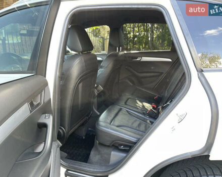 Белый Ауди Ку 5, объемом двигателя 1.97 л и пробегом 313 тыс. км за 10900 $, фото 4 на Automoto.ua