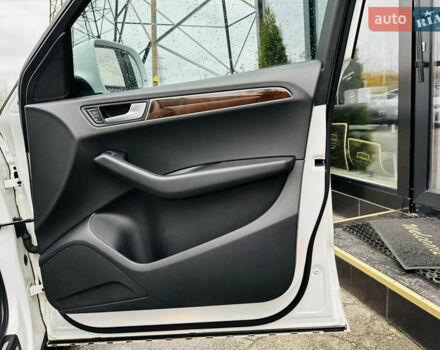 Білий Ауді Ку 5, об'ємом двигуна 1.98 л та пробігом 272 тис. км за 14700 $, фото 24 на Automoto.ua