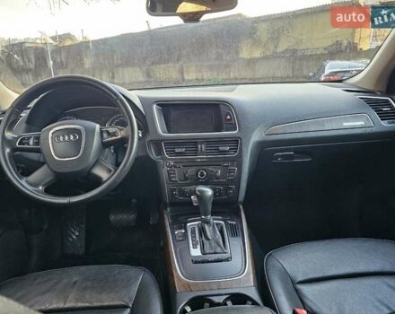 Белый Ауди Ку 5, объемом двигателя 1.98 л и пробегом 200 тыс. км за 7900 $, фото 16 на Automoto.ua