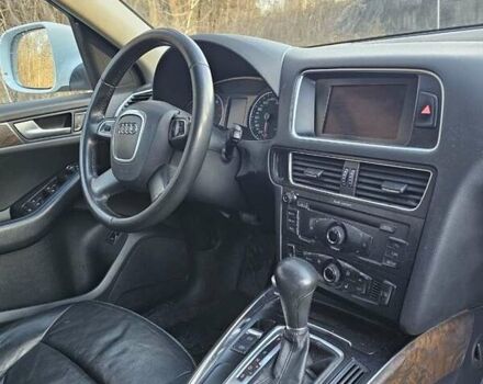 Белый Ауди Ку 5, объемом двигателя 1.98 л и пробегом 200 тыс. км за 8500 $, фото 28 на Automoto.ua