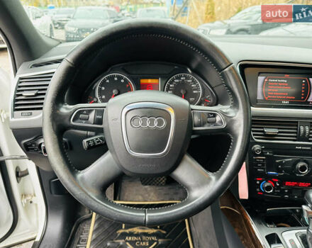 Білий Ауді Ку 5, об'ємом двигуна 1.98 л та пробігом 272 тис. км за 14700 $, фото 26 на Automoto.ua