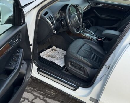 Белый Ауди Ку 5, объемом двигателя 2 л и пробегом 240 тыс. км за 12000 $, фото 6 на Automoto.ua