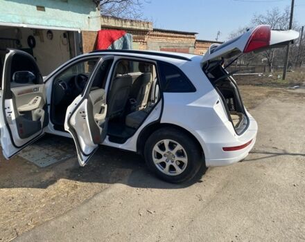 Белый Ауди Ку 5, объемом двигателя 2 л и пробегом 180 тыс. км за 14950 $, фото 13 на Automoto.ua