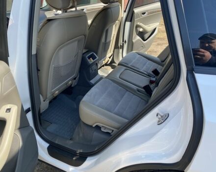 Белый Ауди Ку 5, объемом двигателя 2 л и пробегом 180 тыс. км за 14950 $, фото 15 на Automoto.ua