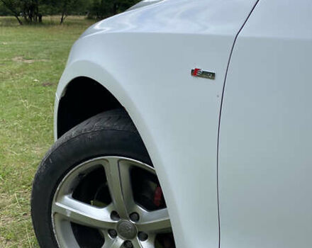 Белый Ауди Ку 5, объемом двигателя 1.97 л и пробегом 327 тыс. км за 15900 $, фото 3 на Automoto.ua