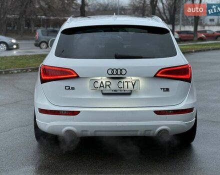 Белый Ауди Ку 5, объемом двигателя 1.98 л и пробегом 270 тыс. км за 12700 $, фото 5 на Automoto.ua