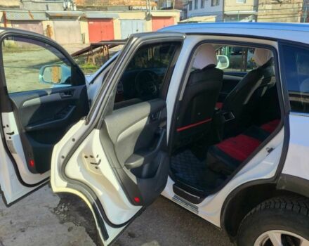 Белый Ауди Ку 5, объемом двигателя 2 л и пробегом 212 тыс. км за 16000 $, фото 9 на Automoto.ua