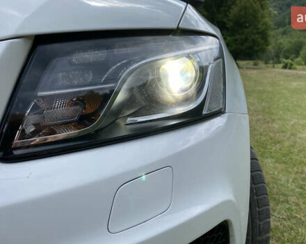 Белый Ауди Ку 5, объемом двигателя 1.97 л и пробегом 327 тыс. км за 15900 $, фото 16 на Automoto.ua