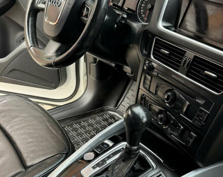 Білий Ауді Ку 5, об'ємом двигуна 1.98 л та пробігом 251 тис. км за 12999 $, фото 17 на Automoto.ua