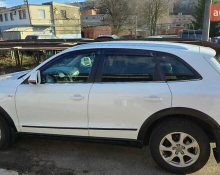 Білий Ауді Ку 5, об'ємом двигуна 2 л та пробігом 212 тис. км за 16000 $, фото 4 на Automoto.ua