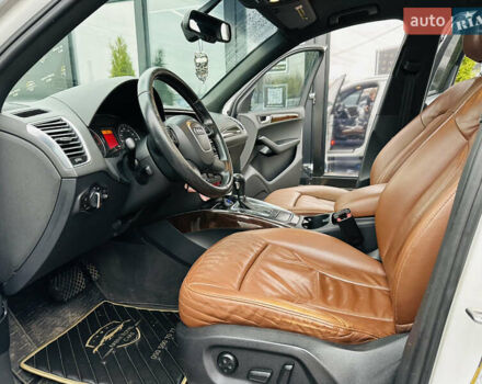 Білий Ауді Ку 5, об'ємом двигуна 1.98 л та пробігом 272 тис. км за 14700 $, фото 12 на Automoto.ua