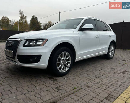 Белый Ауди Ку 5, объемом двигателя 1.98 л и пробегом 297 тыс. км за 13000 $, фото 1 на Automoto.ua