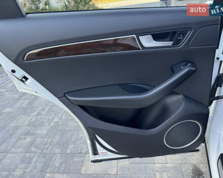 Белый Ауди Ку 5, объемом двигателя 2 л и пробегом 169 тыс. км за 11600 $, фото 13 на Automoto.ua