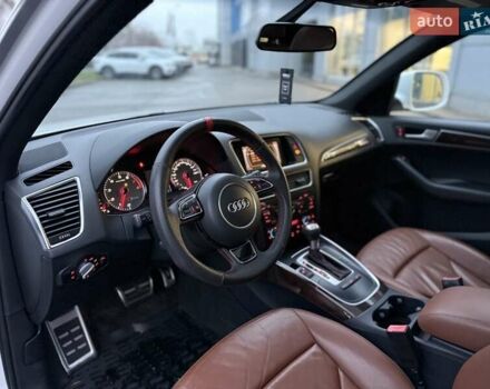 Белый Ауди Ку 5, объемом двигателя 1.98 л и пробегом 270 тыс. км за 12700 $, фото 16 на Automoto.ua