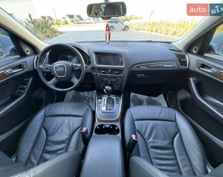 Белый Ауди Ку 5, объемом двигателя 2 л и пробегом 169 тыс. км за 11600 $, фото 17 на Automoto.ua