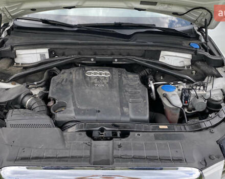 Белый Ауди Ку 5, объемом двигателя 1.97 л и пробегом 327 тыс. км за 15900 $, фото 18 на Automoto.ua