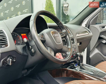 Білий Ауді Ку 5, об'ємом двигуна 1.98 л та пробігом 272 тис. км за 14700 $, фото 13 на Automoto.ua