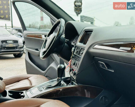 Білий Ауді Ку 5, об'ємом двигуна 1.98 л та пробігом 272 тис. км за 14700 $, фото 23 на Automoto.ua