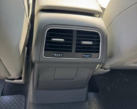 Белый Ауди Ку 5, объемом двигателя 1.98 л и пробегом 107 тыс. км за 15300 $, фото 16 на Automoto.ua