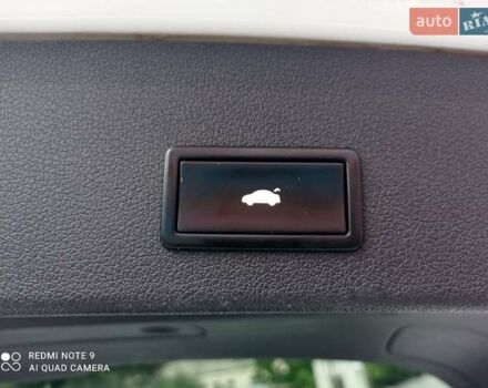 Белый Ауди Ку 5, объемом двигателя 1.98 л и пробегом 270 тыс. км за 14000 $, фото 13 на Automoto.ua