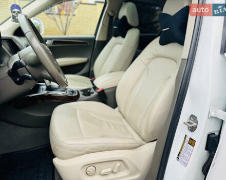 Белый Ауди Ку 5, объемом двигателя 1.98 л и пробегом 225 тыс. км за 12500 $, фото 15 на Automoto.ua