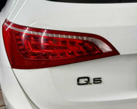 Белый Ауди Ку 5, объемом двигателя 2 л и пробегом 183 тыс. км за 17999 $, фото 3 на Automoto.ua