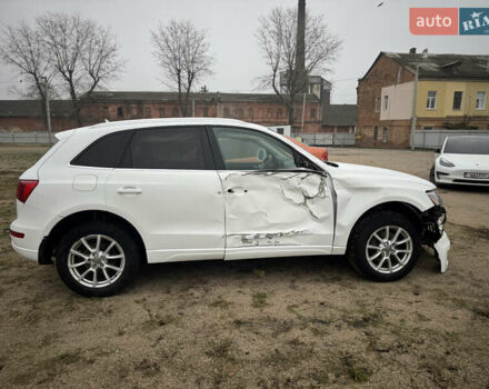 Белый Ауди Ку 5, объемом двигателя 1.98 л и пробегом 220 тыс. км за 7300 $, фото 7 на Automoto.ua