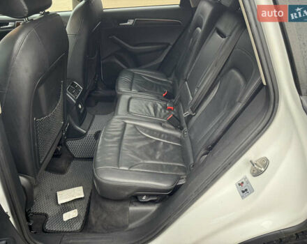 Белый Ауди Ку 5, объемом двигателя 1.98 л и пробегом 220 тыс. км за 7300 $, фото 41 на Automoto.ua