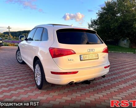 Білий Ауді Ку 5, об'ємом двигуна 2 л та пробігом 221 тис. км за 13500 $, фото 7 на Automoto.ua