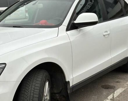 Білий Ауді Ку 5, об'ємом двигуна 1.98 л та пробігом 183 тис. км за 12500 $, фото 7 на Automoto.ua