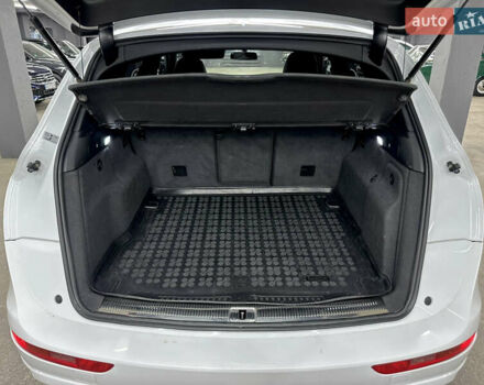 Белый Ауди Ку 5, объемом двигателя 1.98 л и пробегом 216 тыс. км за 13600 $, фото 26 на Automoto.ua