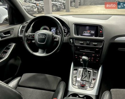 Белый Ауди Ку 5, объемом двигателя 1.98 л и пробегом 216 тыс. км за 13600 $, фото 11 на Automoto.ua