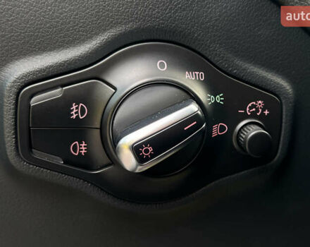 Білий Ауді Ку 5, об'ємом двигуна 1.98 л та пробігом 158 тис. км за 14750 $, фото 16 на Automoto.ua