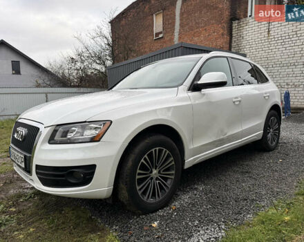 Белый Ауди Ку 5, объемом двигателя 1.98 л и пробегом 130 тыс. км за 11600 $, фото 4 на Automoto.ua
